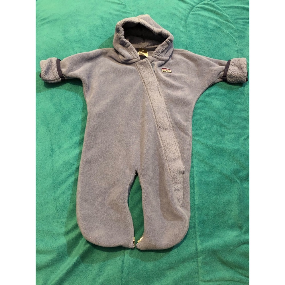 Patagonia sleep sack size 12 months